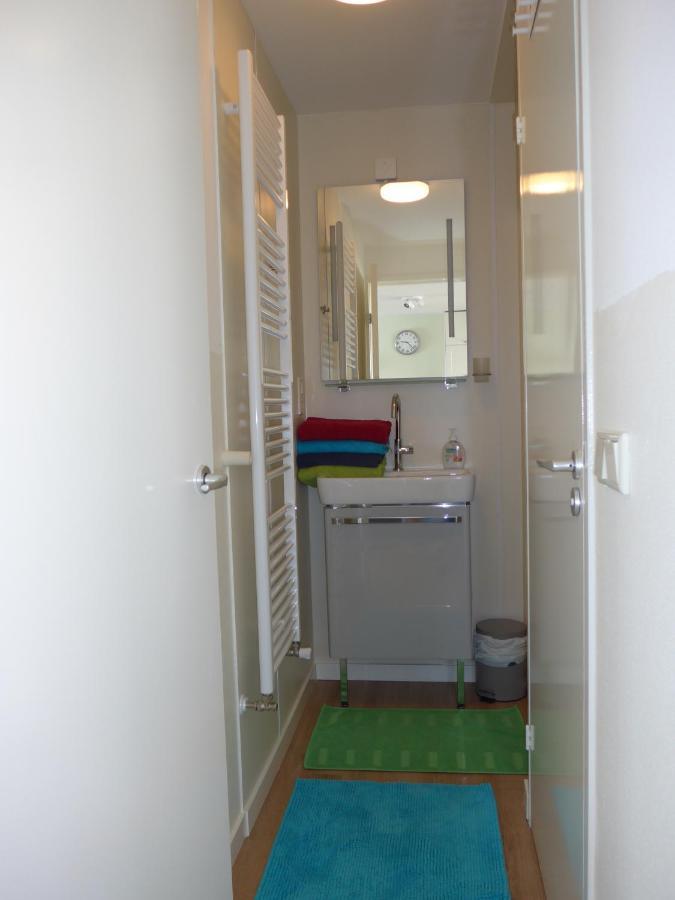 Houseboat In The Center, 5 Min Walk To Tropical Museum, Free Wifi! Apartment Amsterdam Exterior photo